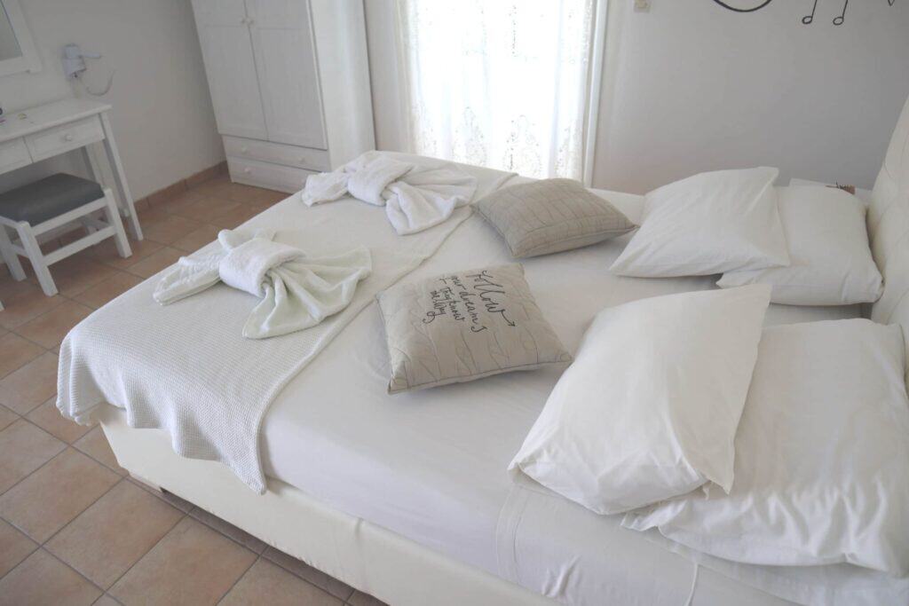 Romantic double bed in Honeymoon Suite Ambelas Paros